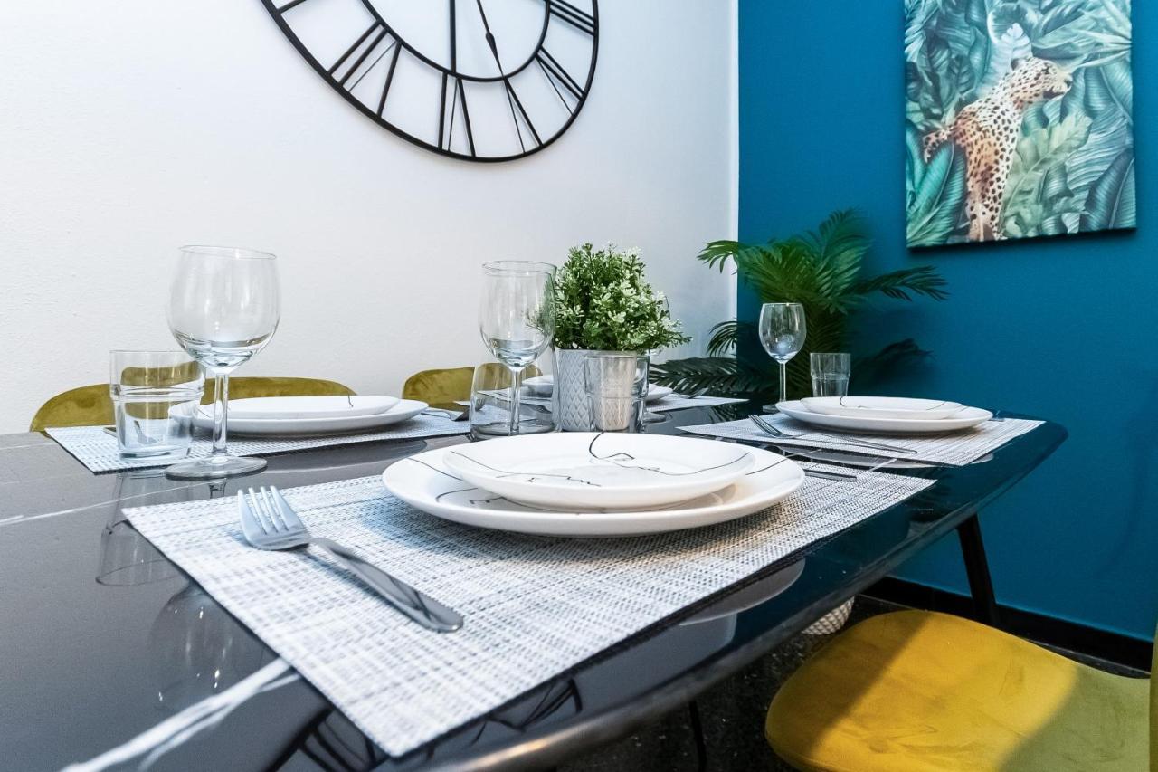 Immobirent - "Acquario" Luxury In Pieno Centro Apartment เจนัว ภายนอก รูปภาพ