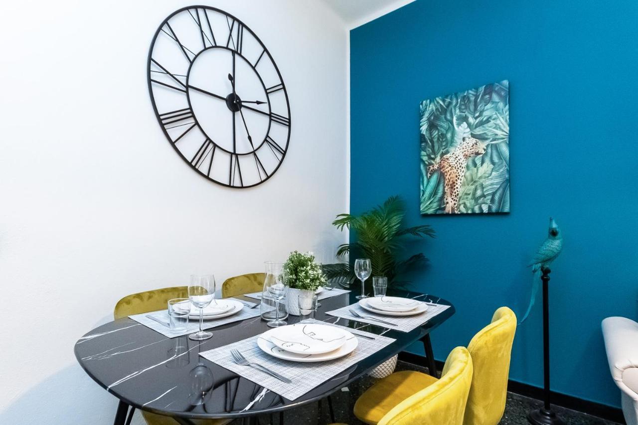 Immobirent - "Acquario" Luxury In Pieno Centro Apartment เจนัว ภายนอก รูปภาพ